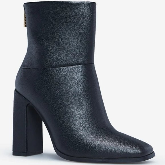 New in Box Inesa Block Heel Black Bootie Size 10 - Picture 3 of 3